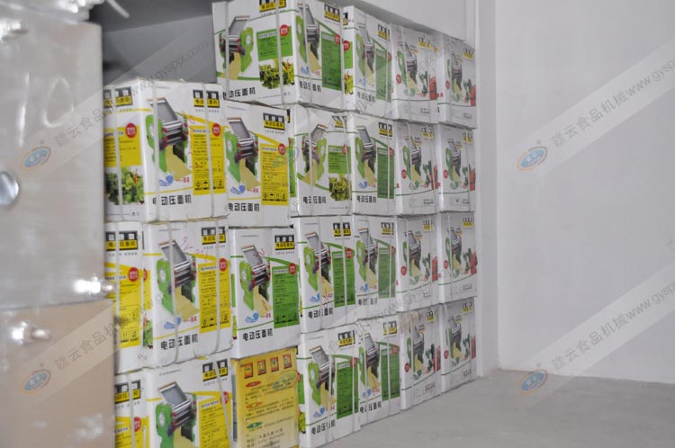 贛云食品機械廠倉庫一角